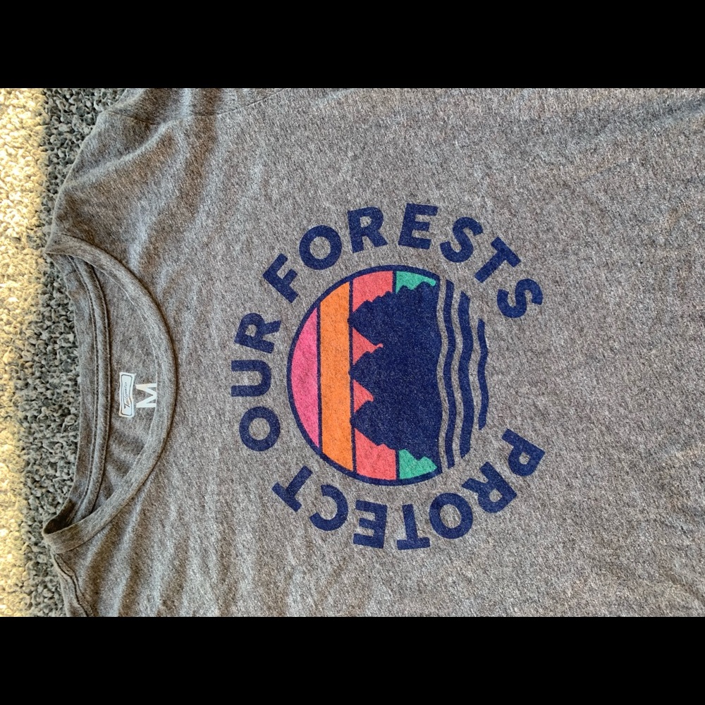 American Eagle tailgate shirt